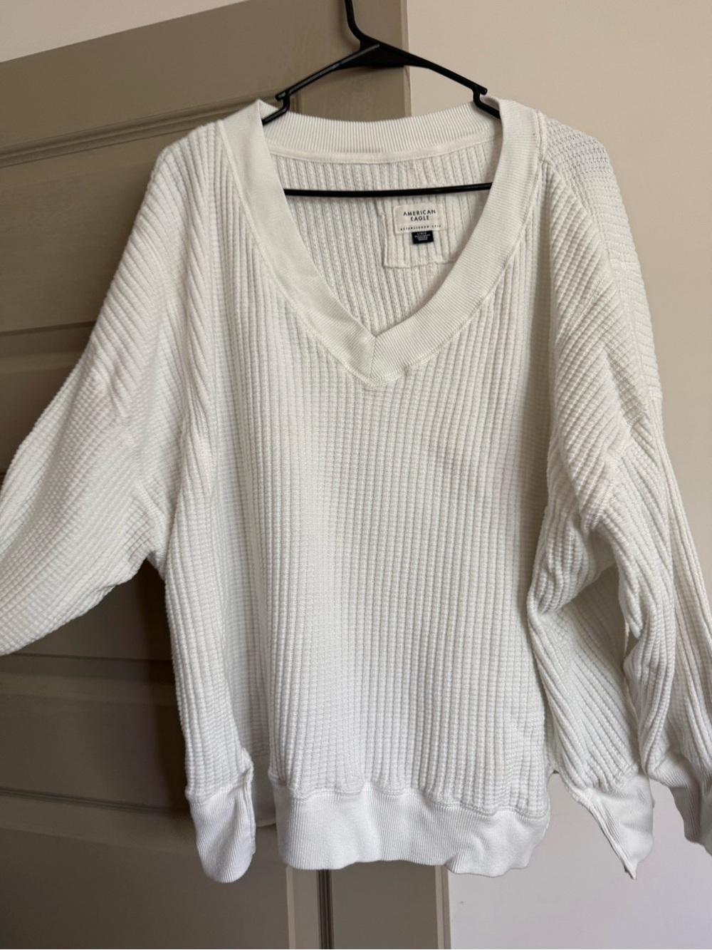 American Eagle Outfitters White Waffle V-Neck Sweater